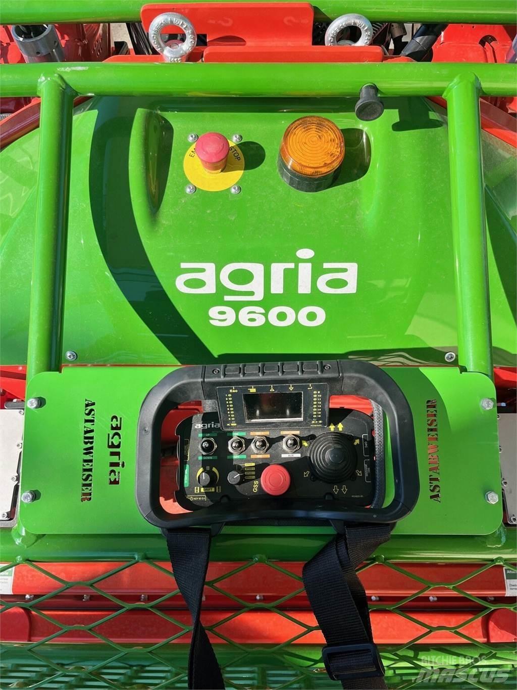 Agria 9600 Ballenschredder, -schneider und -wickler