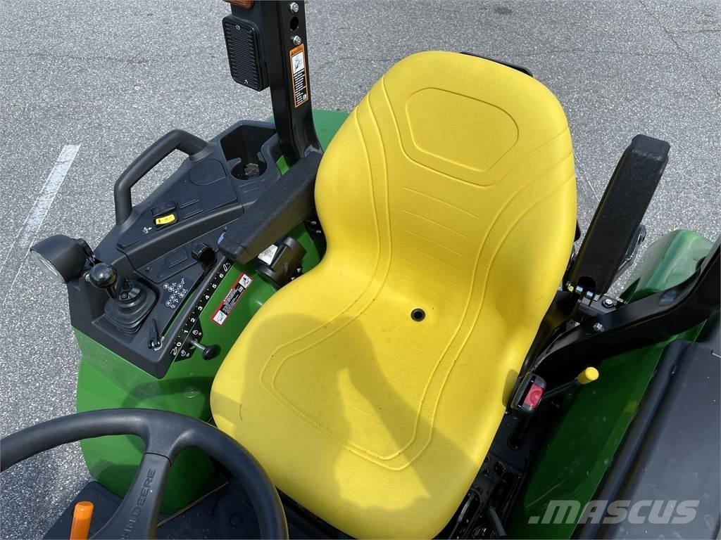 John Deere 2038R Kleintraktoren