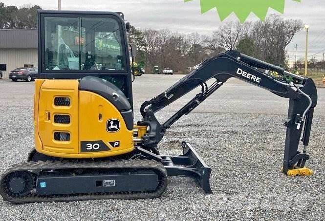 John Deere 30 P Minibagger < 7t