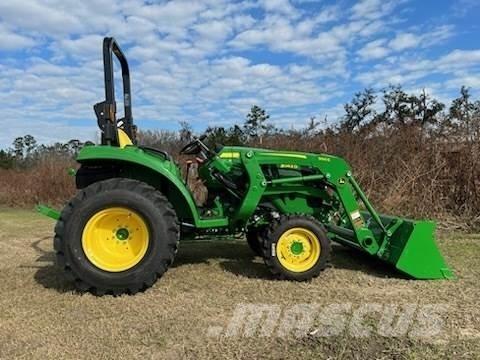 John Deere 3043D Traktoren