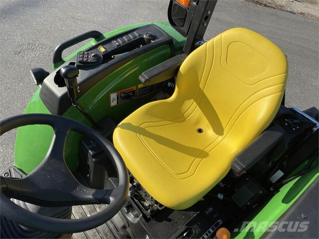 John Deere 4044R Traktoren