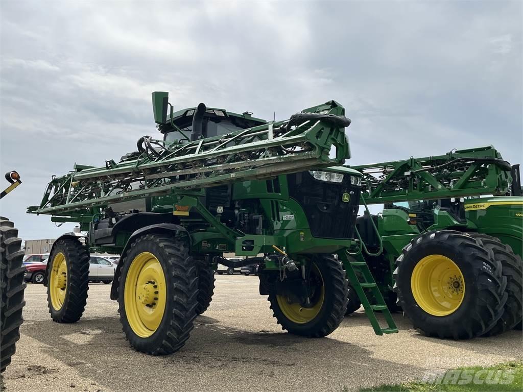 John Deere 412R Anhängespritzen