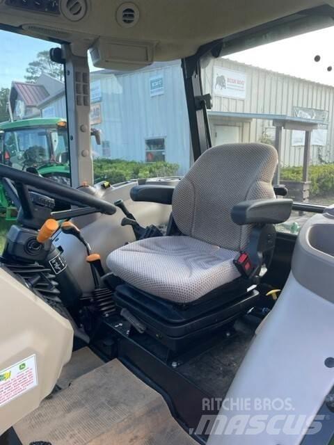 John Deere 5067E Traktoren