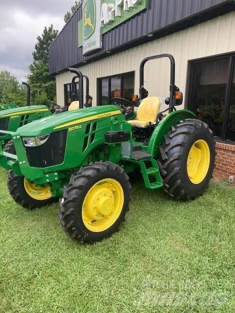 John Deere 5075E Traktoren
