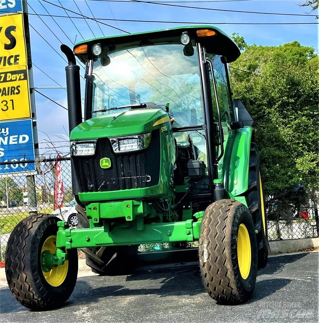 John Deere 5075E Traktoren