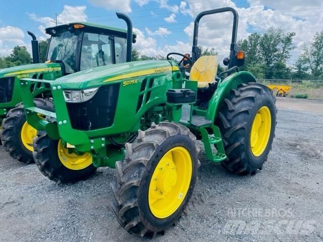 John Deere 5075E Traktoren
