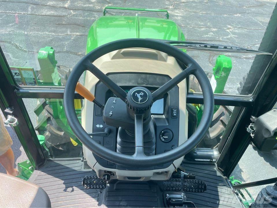 John Deere 5075E Traktoren