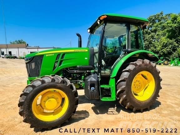John Deere 5090E Traktoren