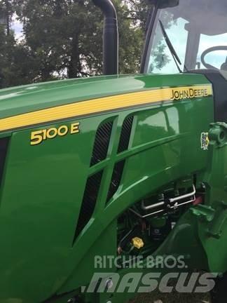 John Deere 5100E Traktoren