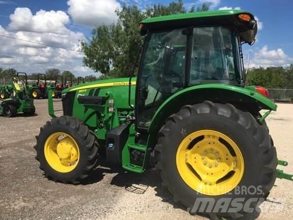 John Deere 5100E Traktoren