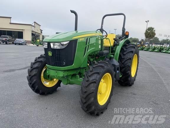 John Deere 5100E Traktoren