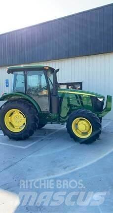 John Deere 5100E Traktoren