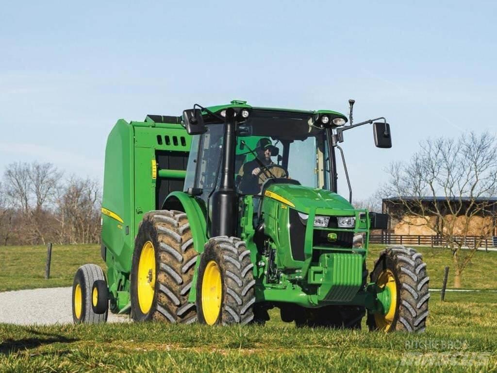 John Deere 5120M Traktoren