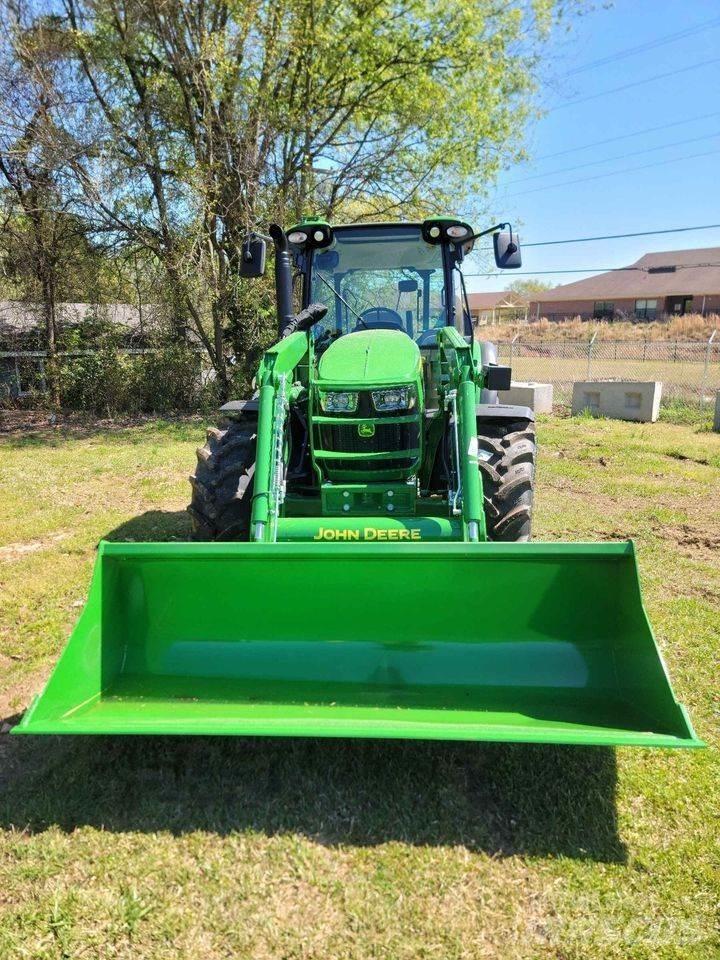 John Deere 5125M Traktoren