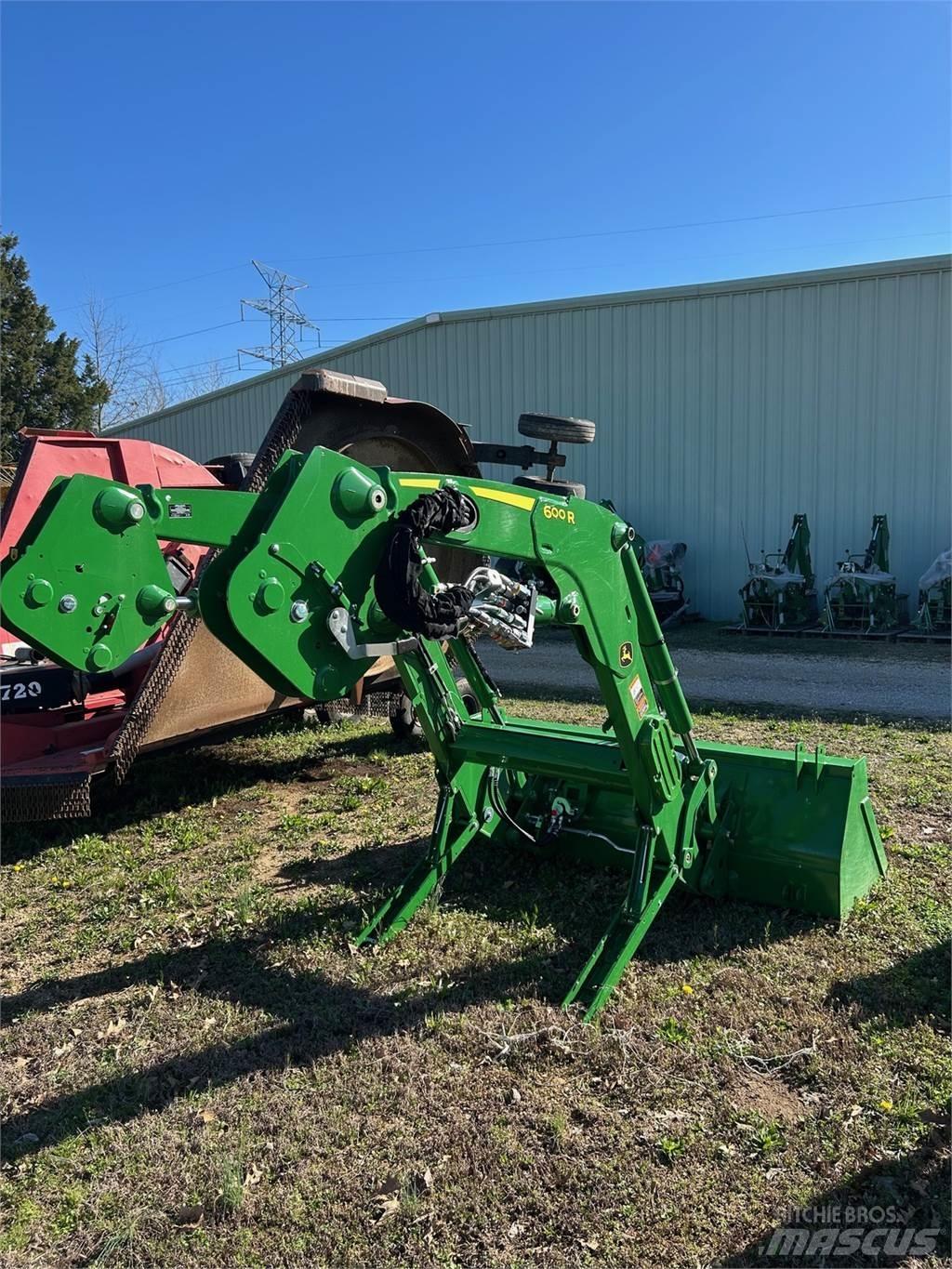 John Deere 600R Traktoren