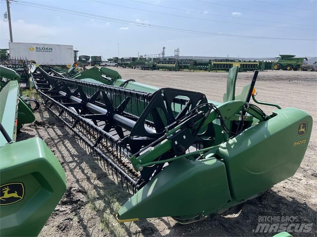 John Deere 640FD Zubehör Mähdrescher
