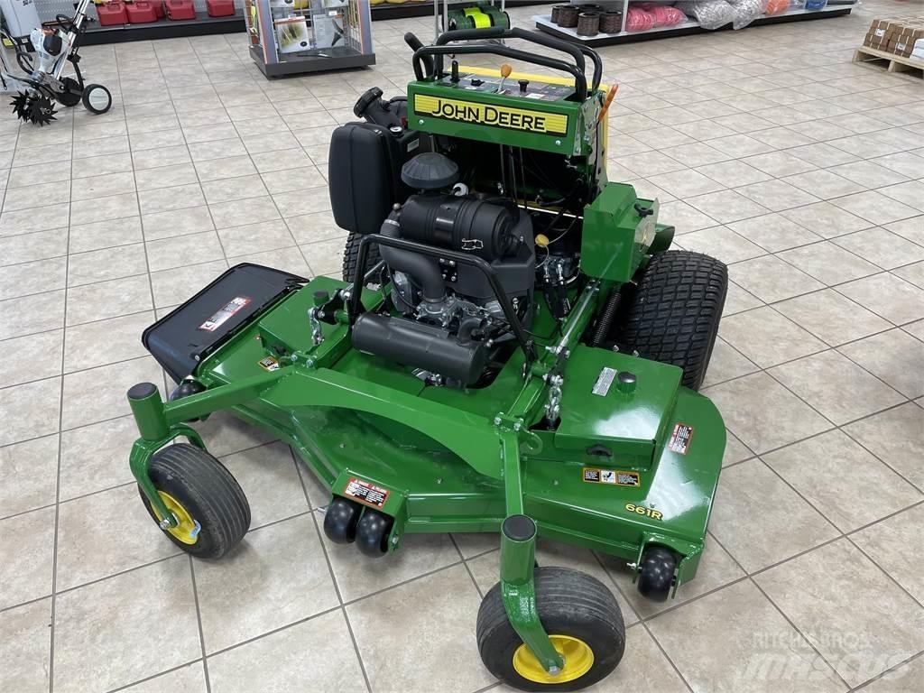 John Deere 661R Reitermäher