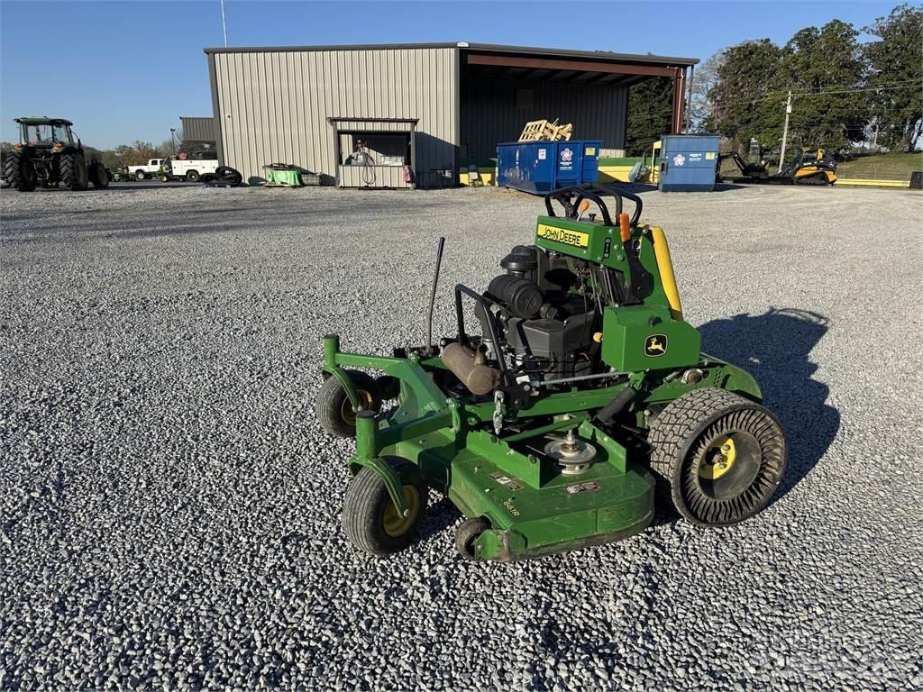 John Deere 661R Reitermäher