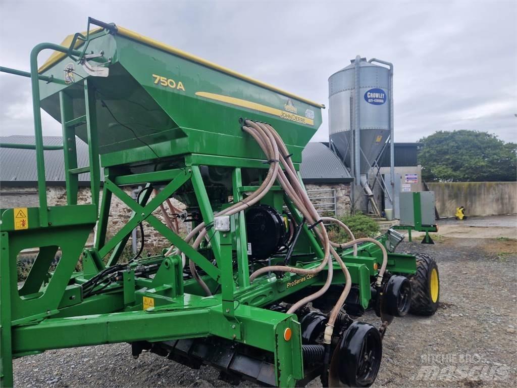 John Deere 750A Drillmaschinen