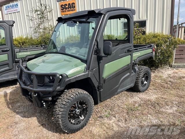John Deere 835R Arbeitsfahrzeuge