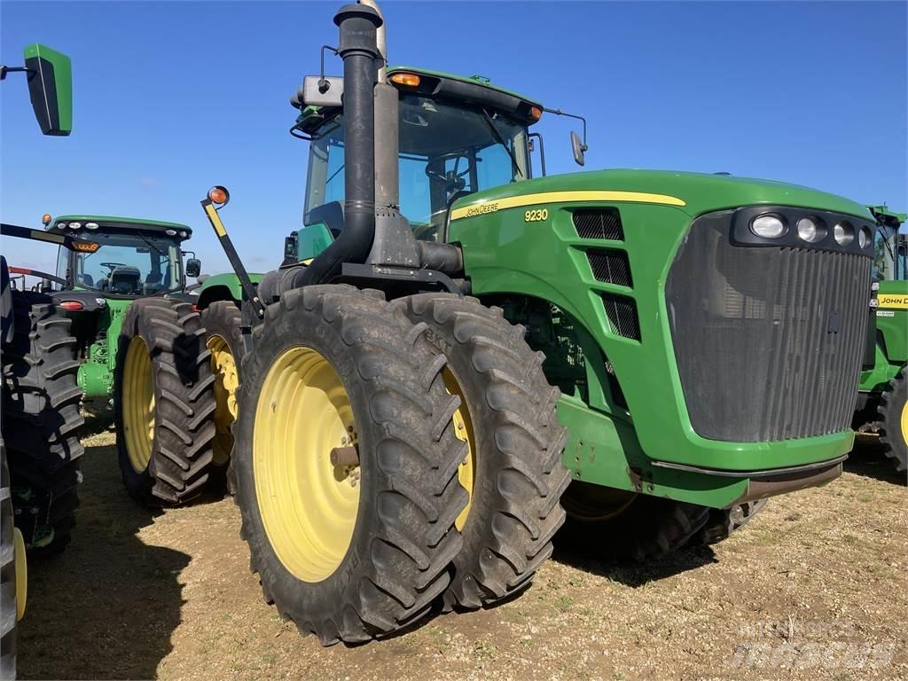 John Deere 9230 Traktoren
