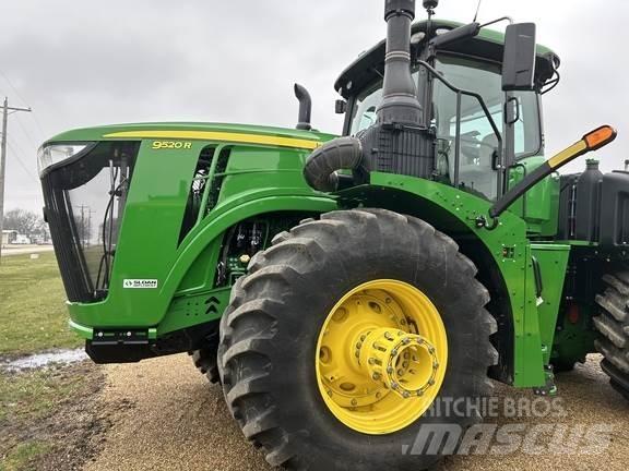 John Deere 9520R Traktoren