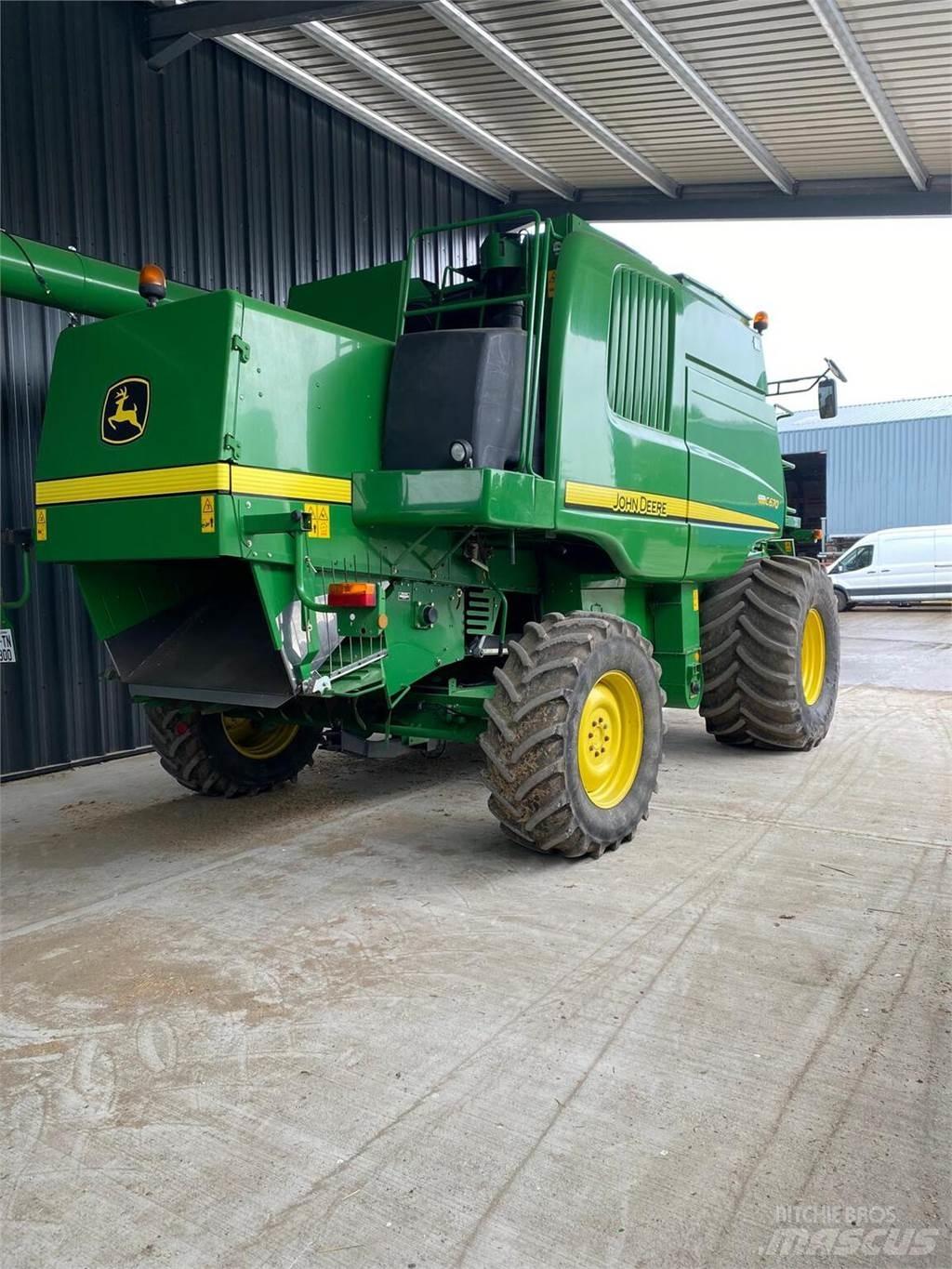 John Deere C670 Mähdrescher