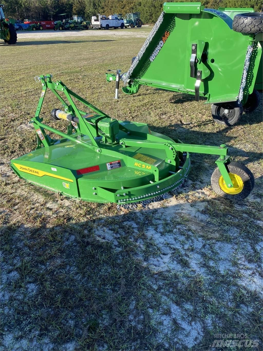 John Deere RC5M Ballenschredder, -schneider und -wickler