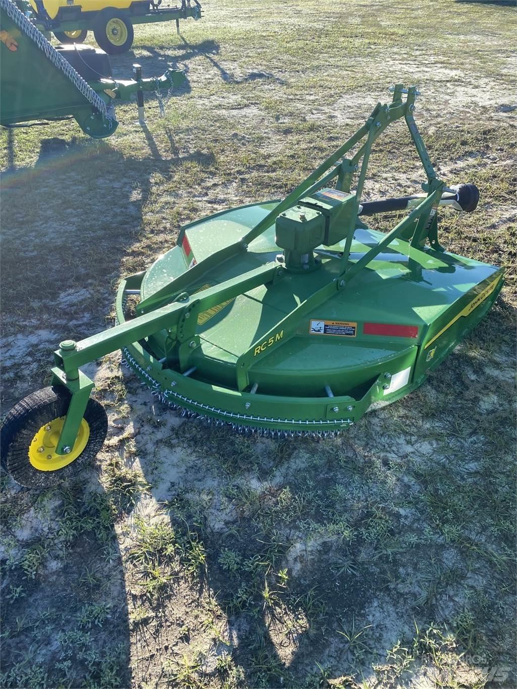 John Deere RC5M Ballenschredder, -schneider und -wickler