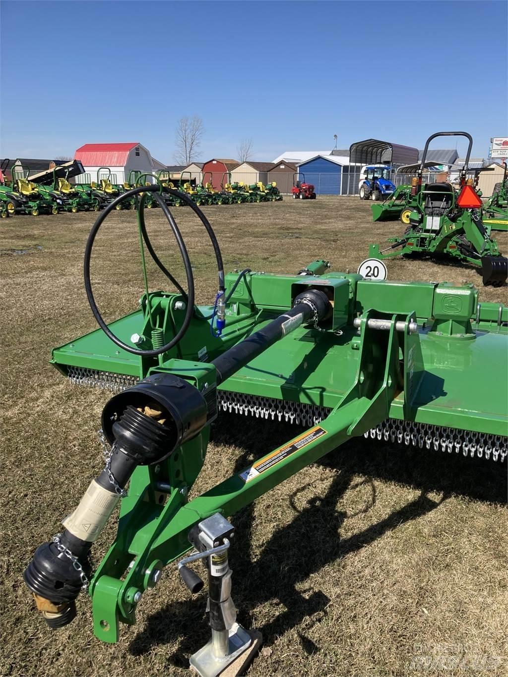 John Deere RC8M Ballenschredder, -schneider und -wickler