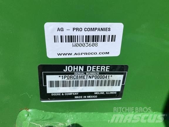 John Deere RC8M Ballenschredder, -schneider und -wickler