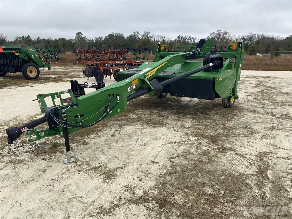 John Deere S300 Mähwerke