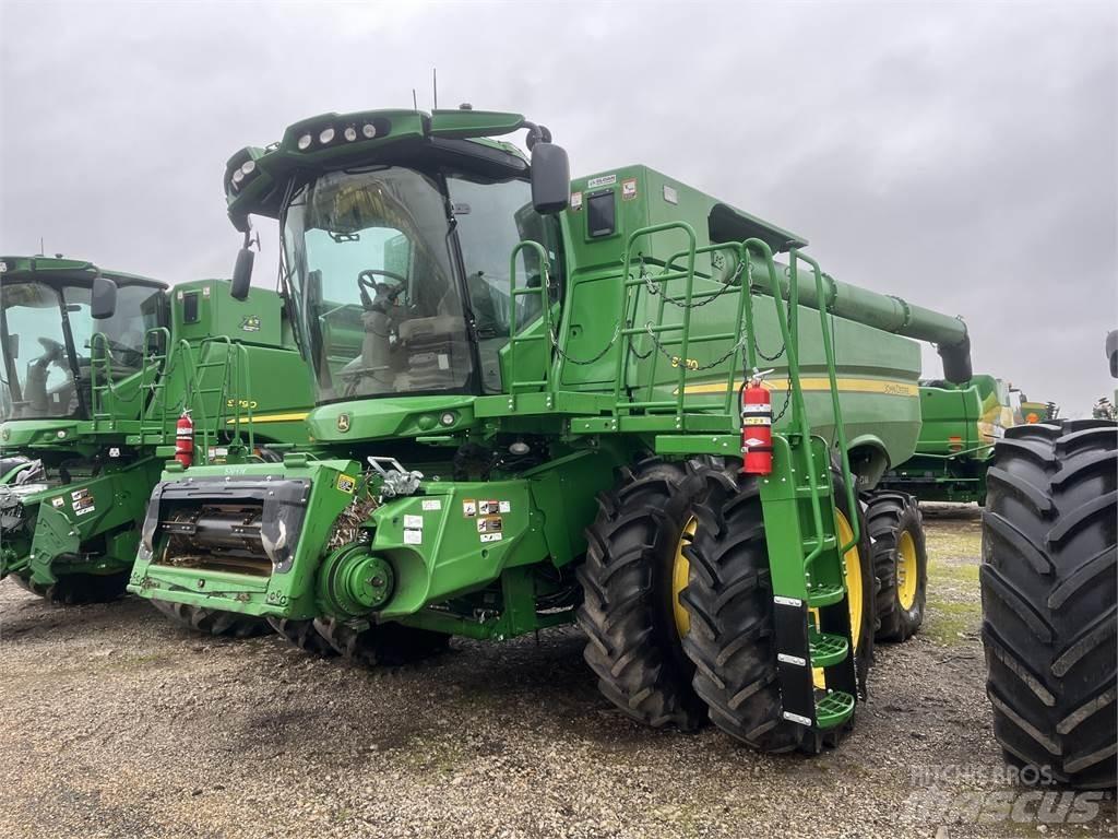 John Deere S770 Mähdrescher