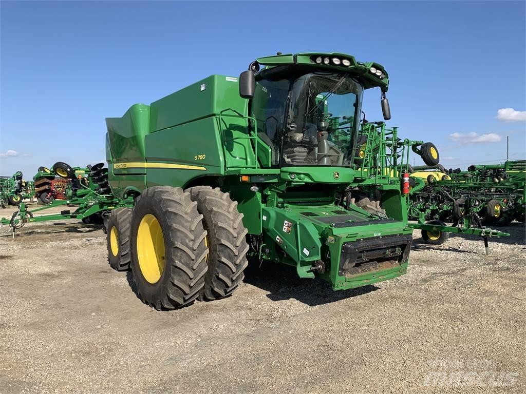 John Deere S780 Mähdrescher