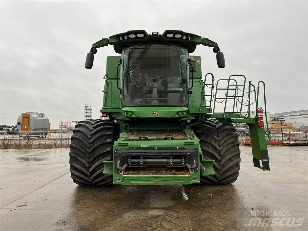 John Deere S780 Mähdrescher