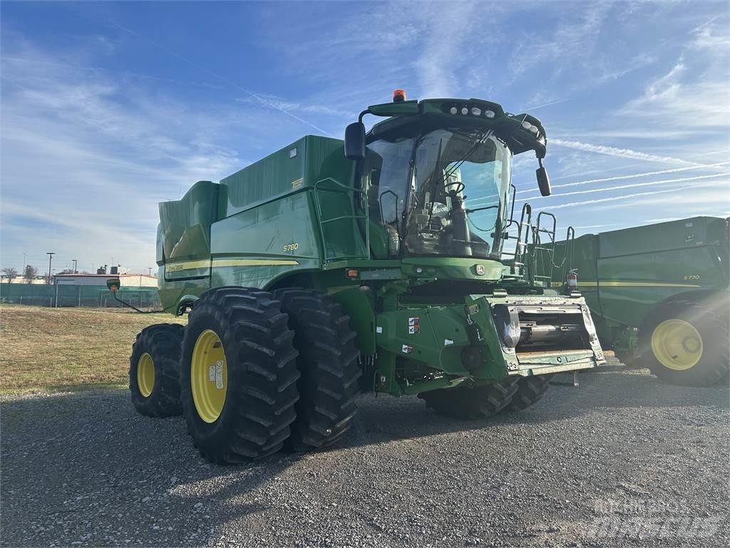 John Deere S780 Mähdrescher