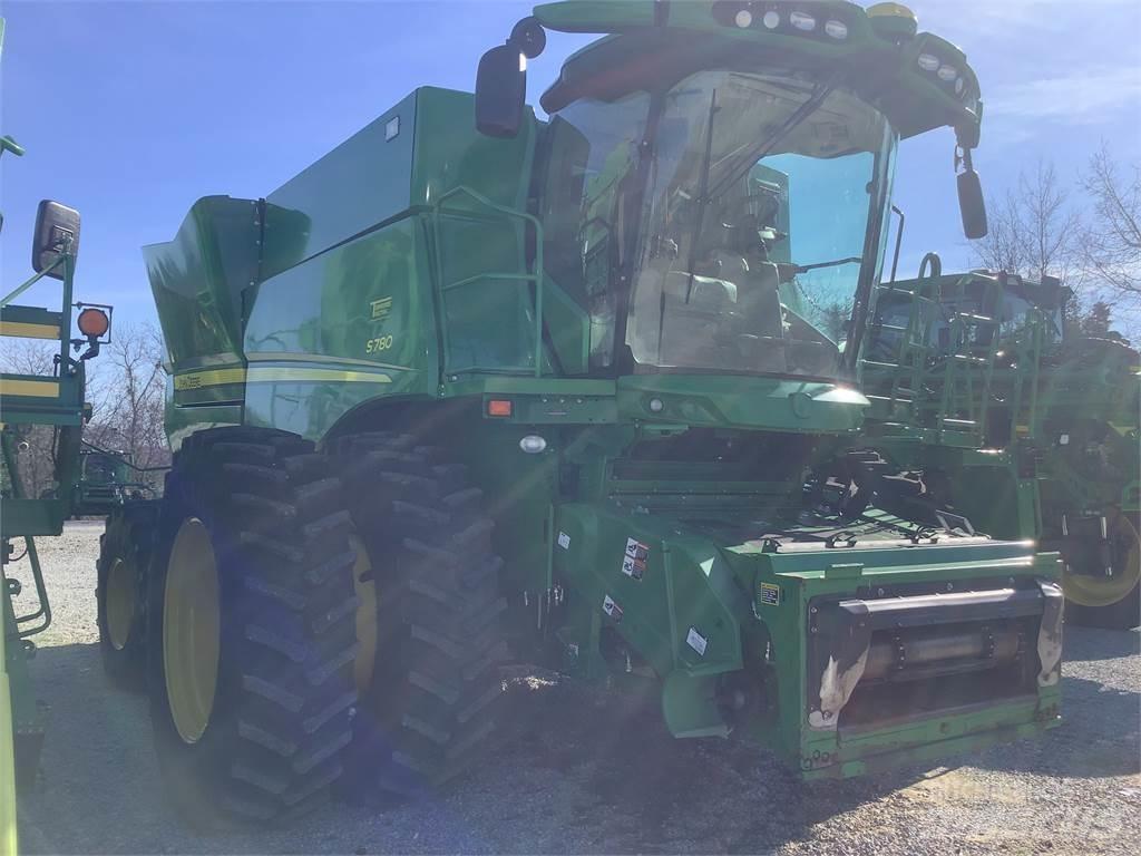 John Deere S780 Mähdrescher