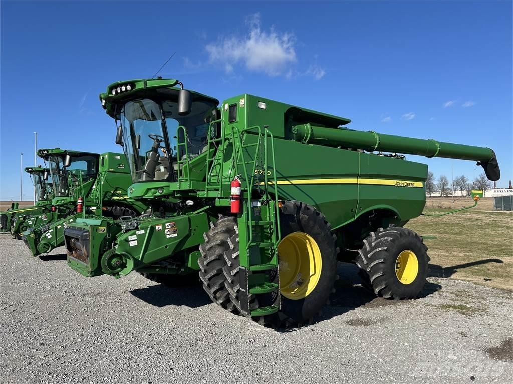 John Deere S780 Mähdrescher