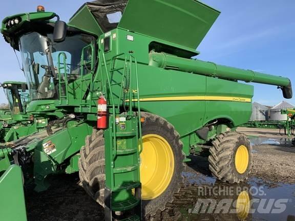 John Deere S790 Mähdrescher