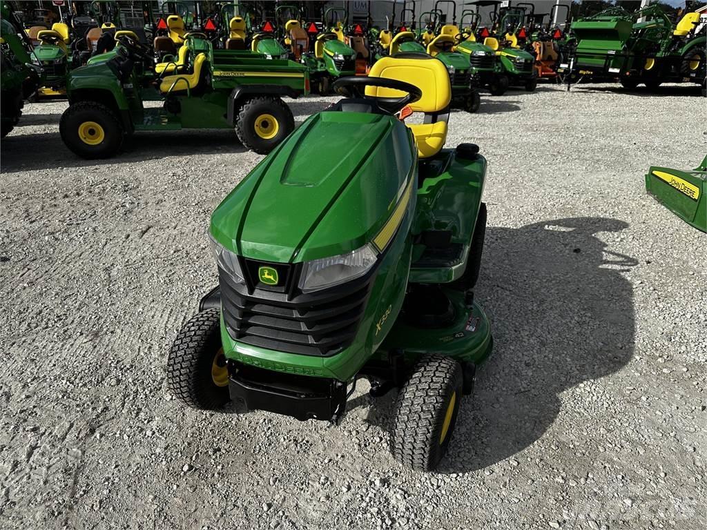 John Deere X330 Kleintraktoren