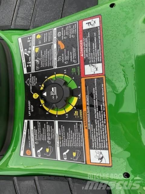 John Deere X380 Kleintraktoren