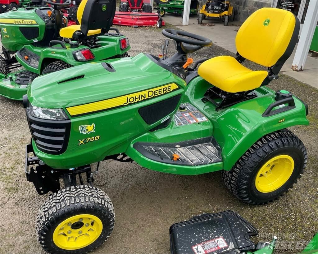 John Deere X758 Kleintraktoren