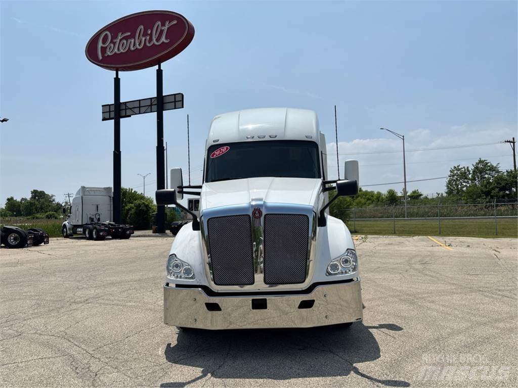 Kenworth T680 Sattelzugmaschinen