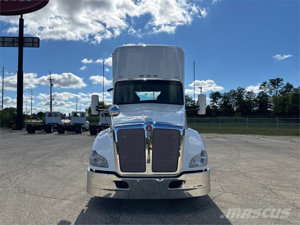 Kenworth T680 Sattelzugmaschinen