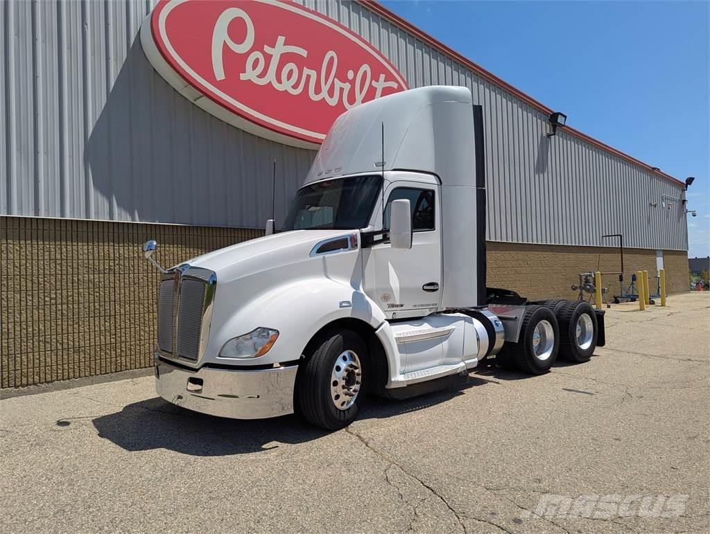 Kenworth T680 Sattelzugmaschinen