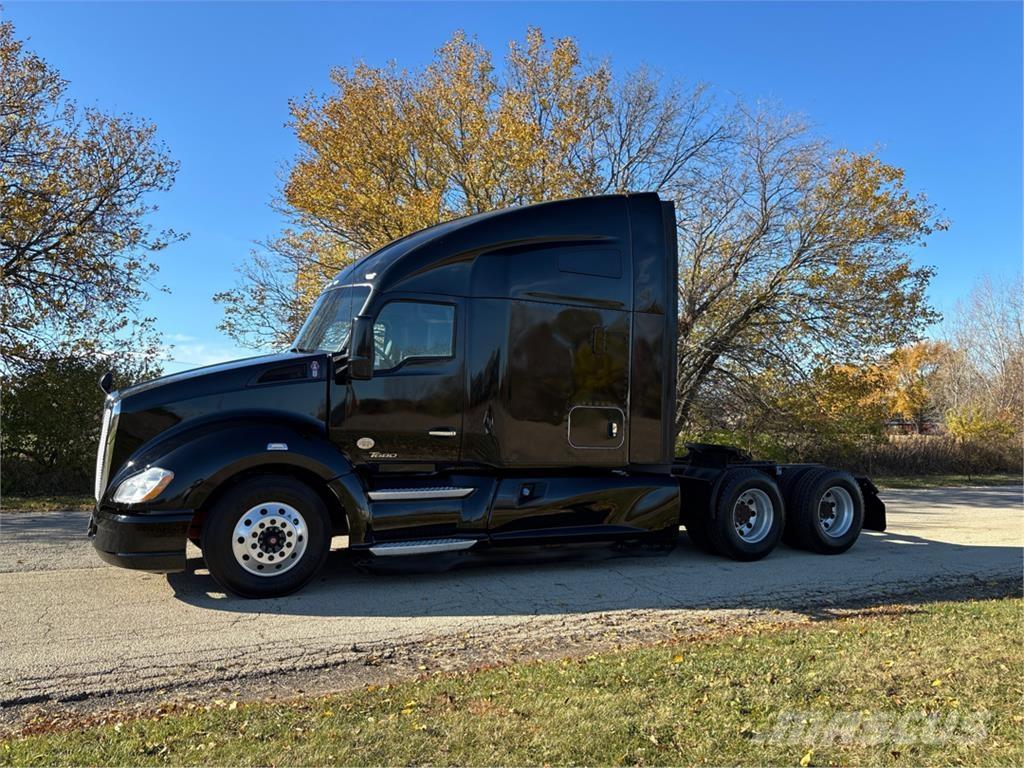 Kenworth T680 Andere Fahrzeuge