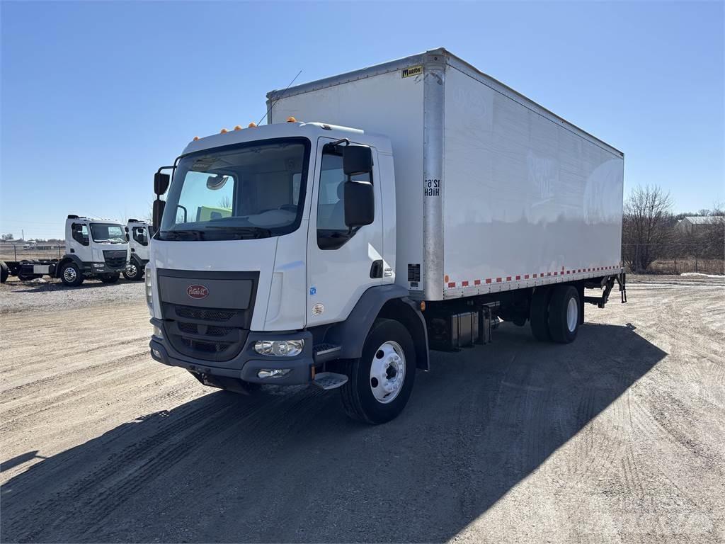 Peterbilt 220 Kastenaufbau