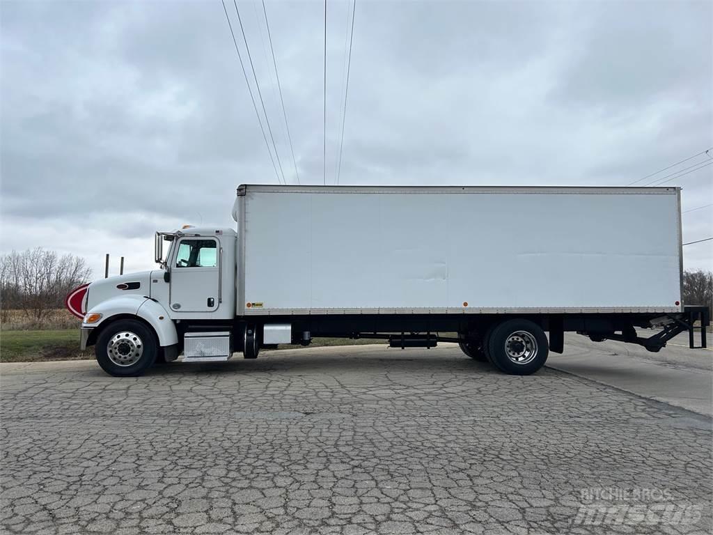 Peterbilt 337 Kastenaufbau