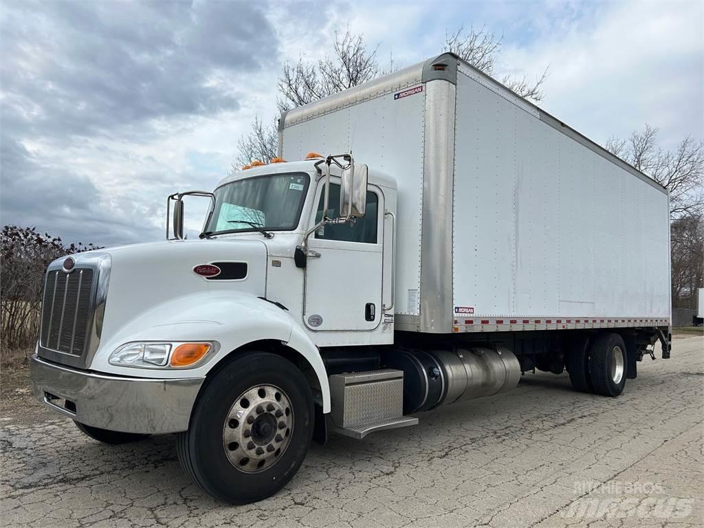 Peterbilt 337 Kastenaufbau