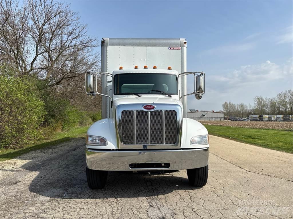 Peterbilt 337 Kastenaufbau